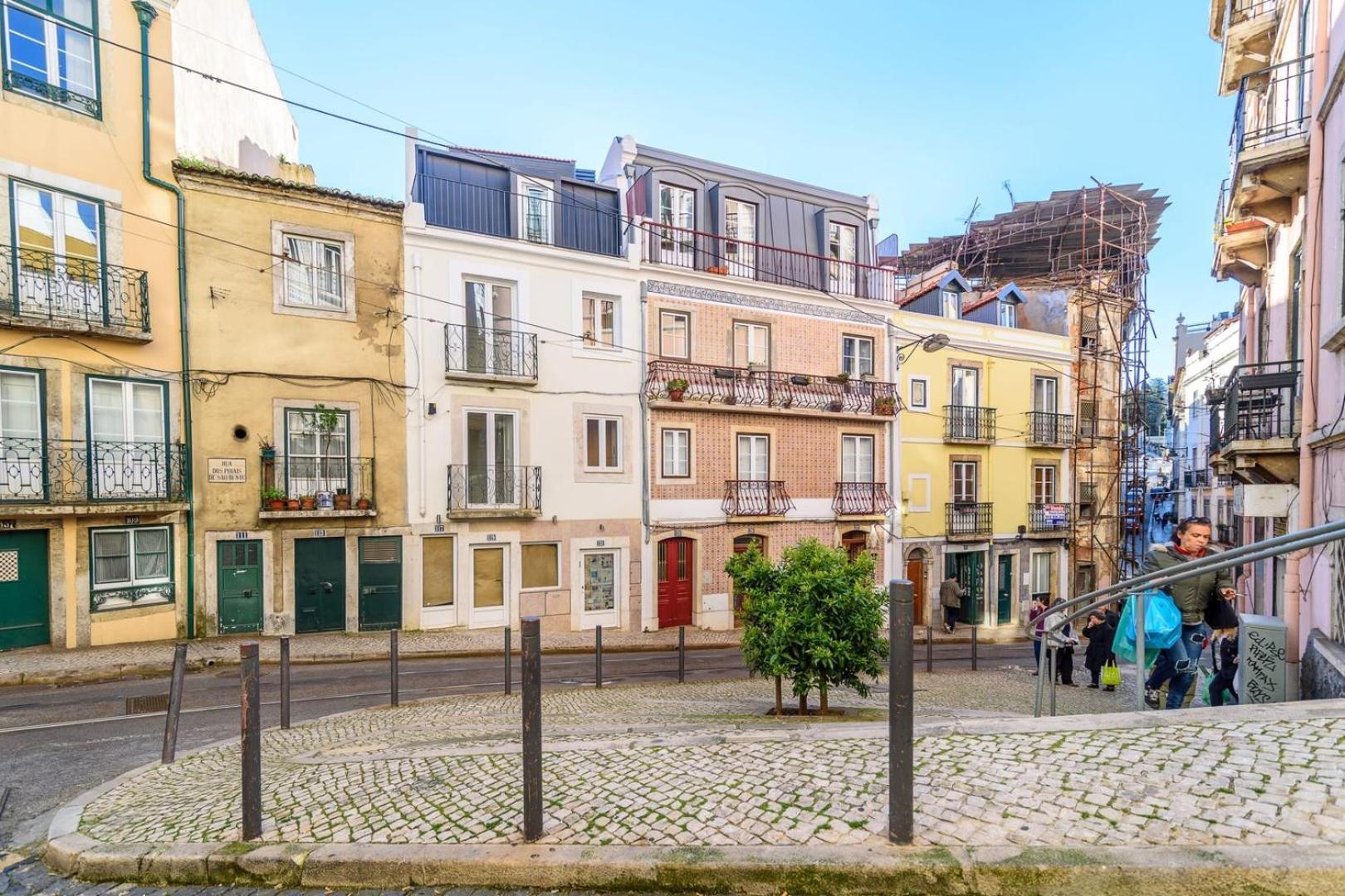 Guestready - Exclusive Apartment At Sao Bento Lisbon Bagian luar foto