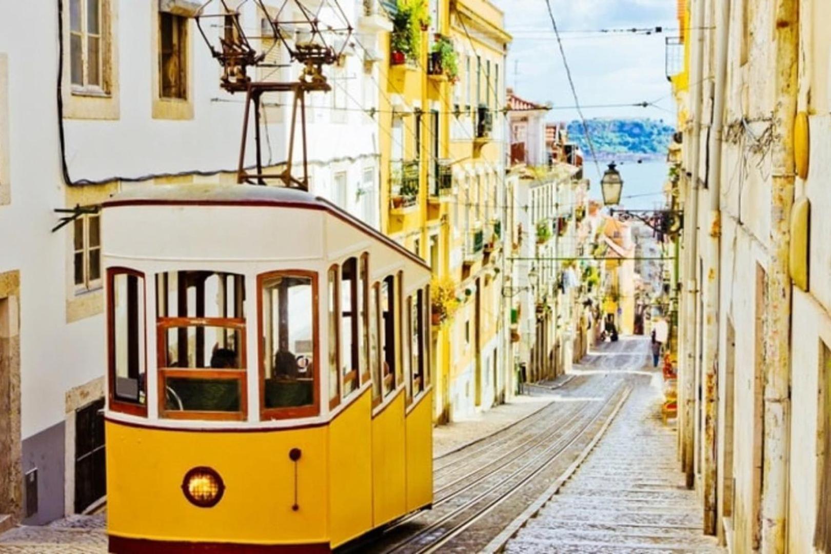 Guestready - Exclusive Apartment At Sao Bento Lisbon Bagian luar foto